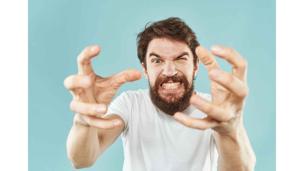 אדם שמתקשה להתמודד עם הדחפים